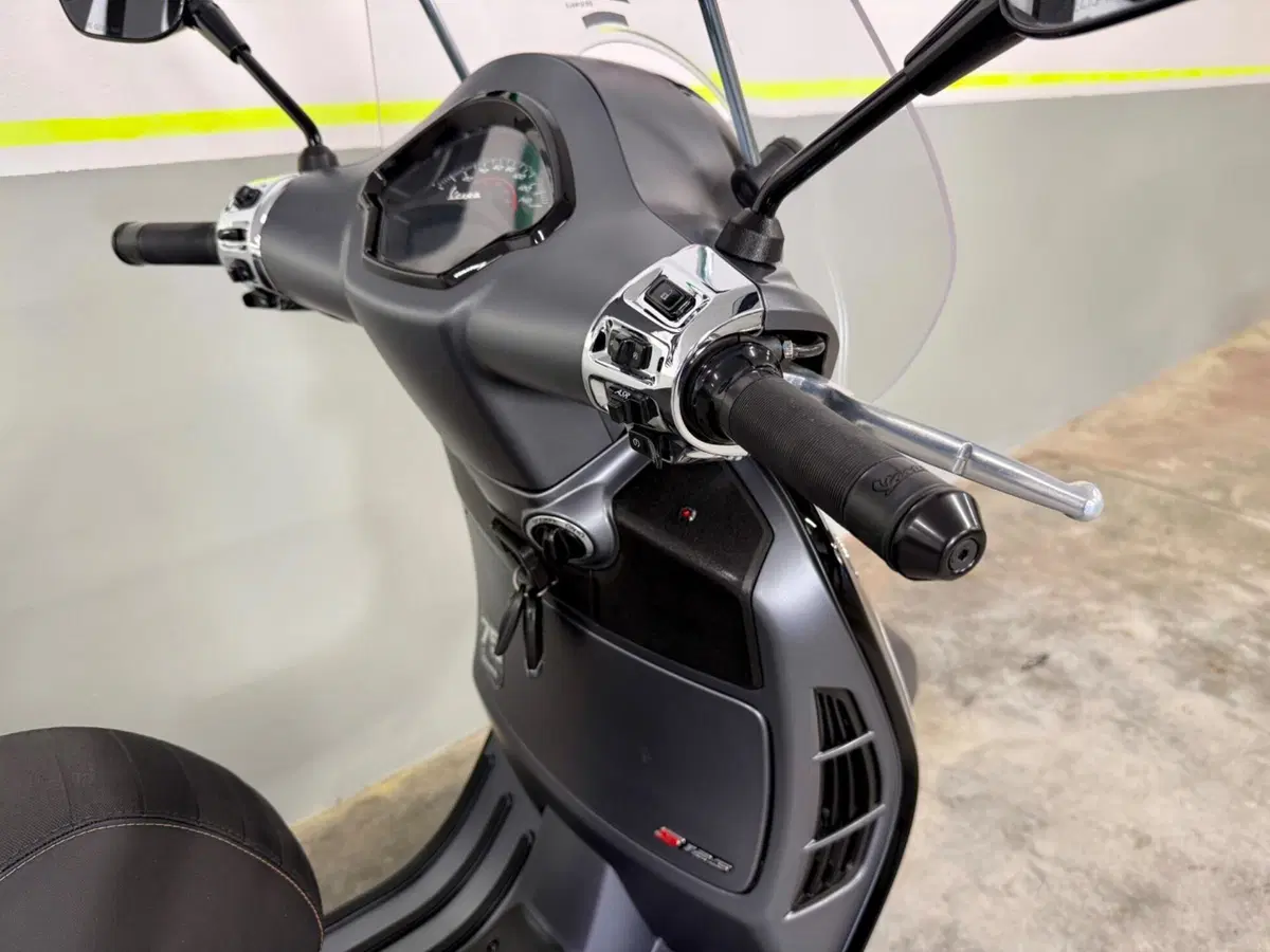 Vespa GTS 125 Super Sport (2021 - 24) (7)