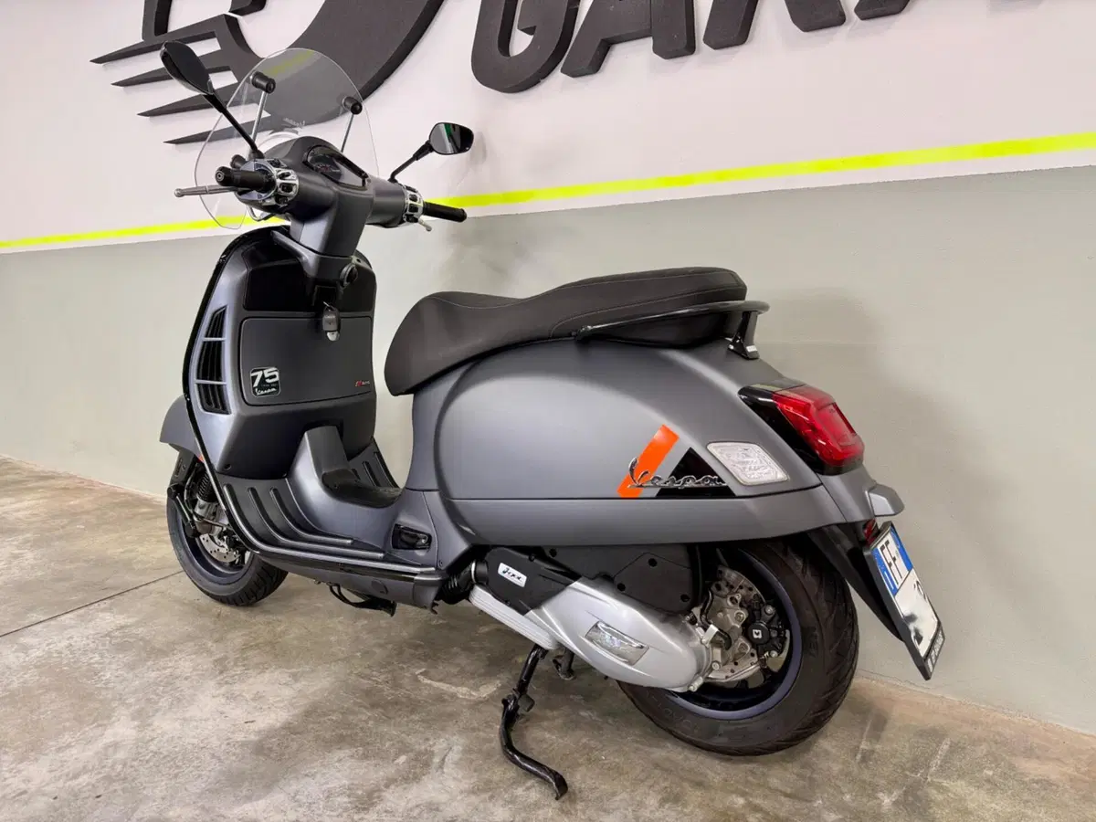 Vespa GTS 125 Super Sport (2021 - 24) (12)