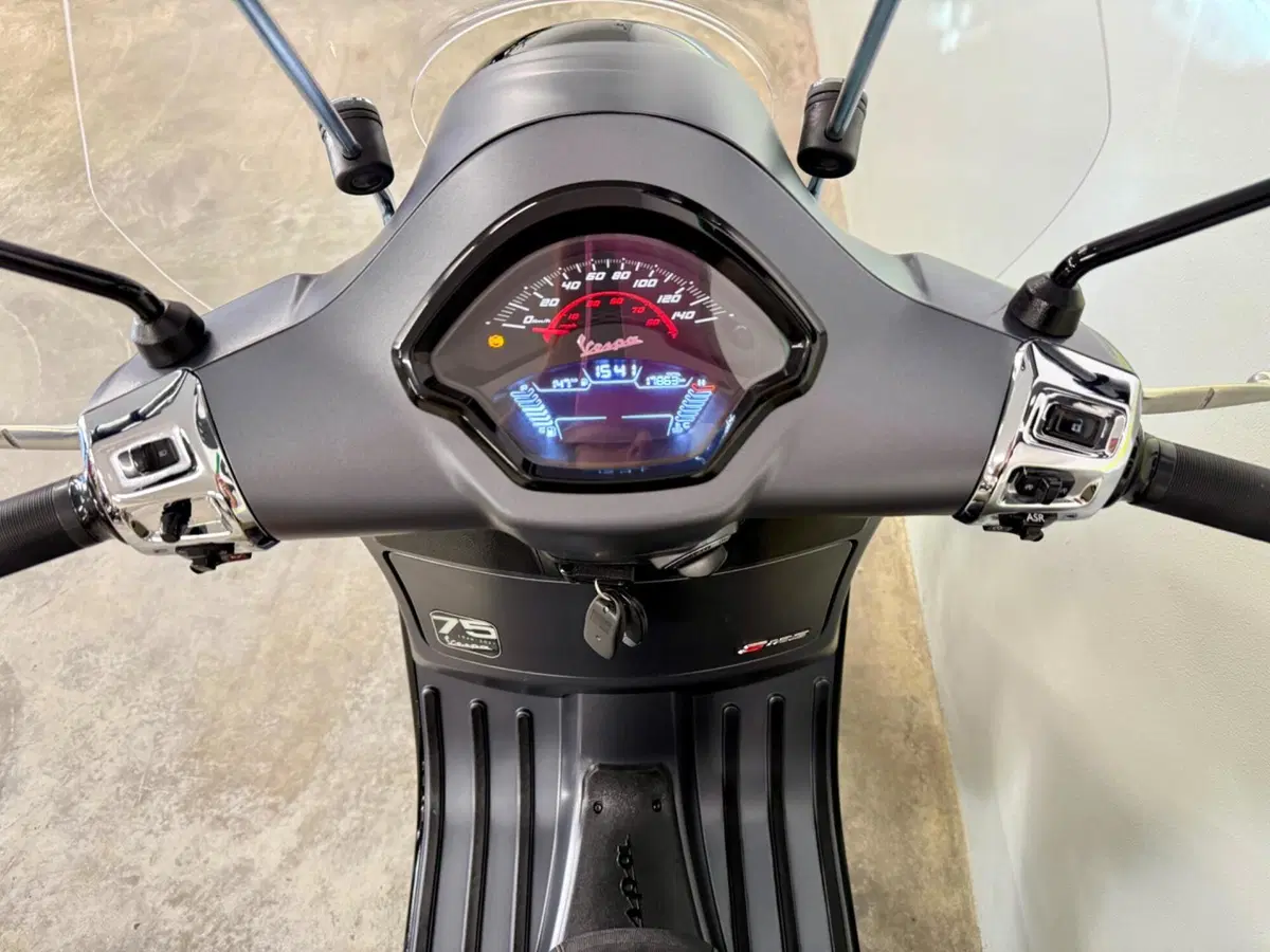 Vespa GTS 125 Super Sport (2021 - 24) (15)
