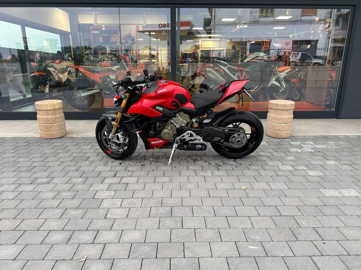 Ducati Streetfighter V4 S (2023 - 24)
