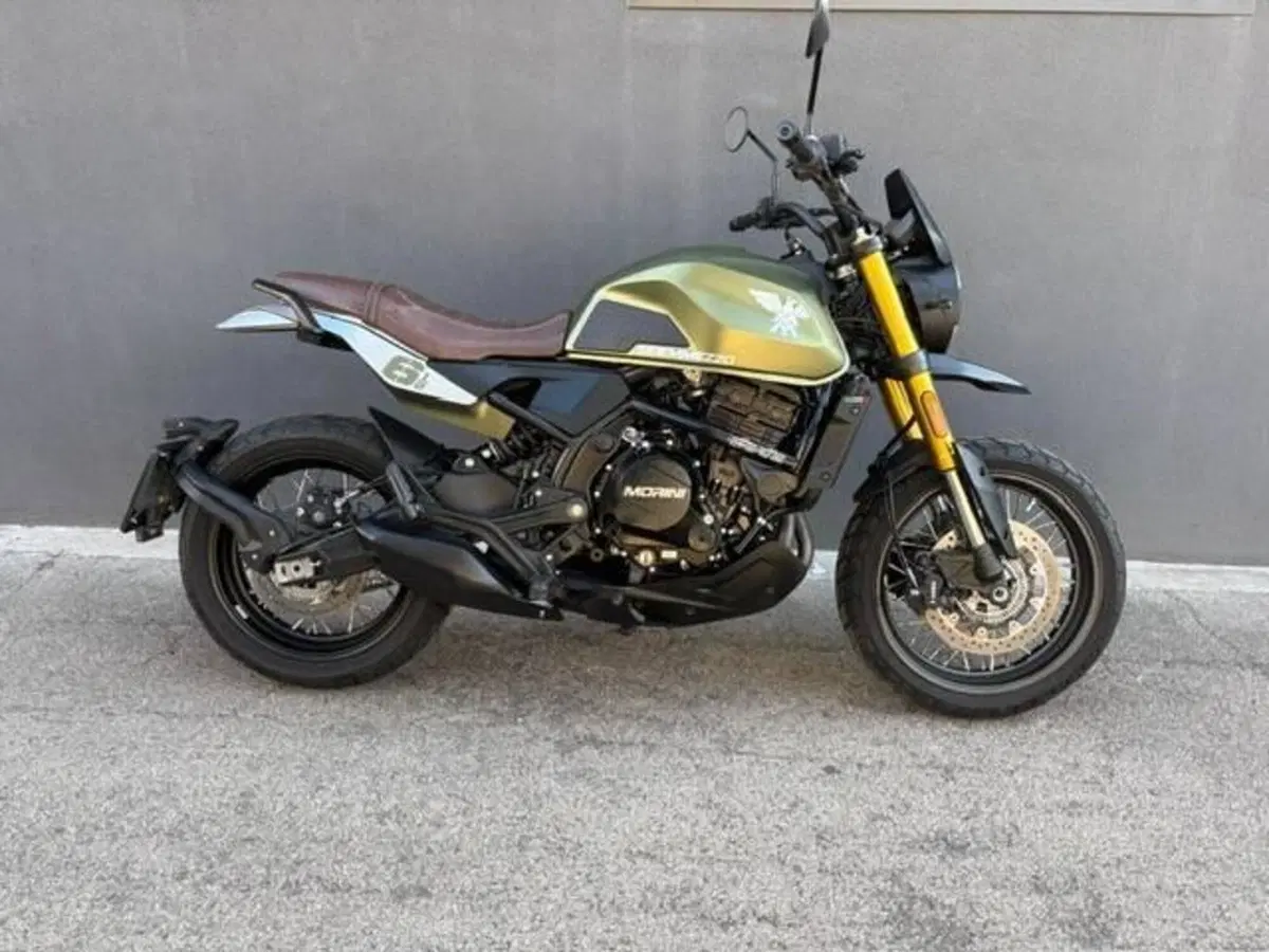 Moto Morini SEIEMMEZZO SCR (2022 - 26) (2)