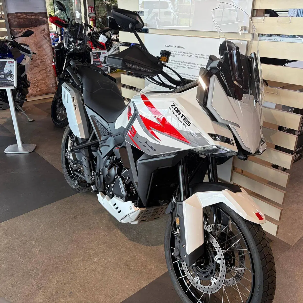 Zontes ZT703-F (2025 - 26) (6)