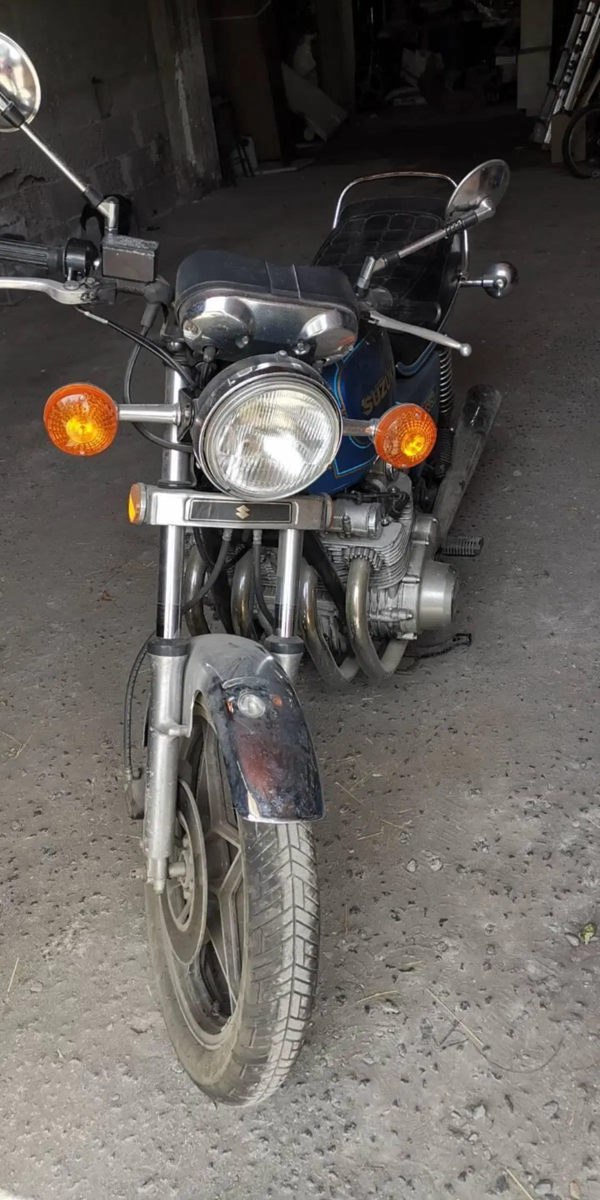 Suzuki Gs 