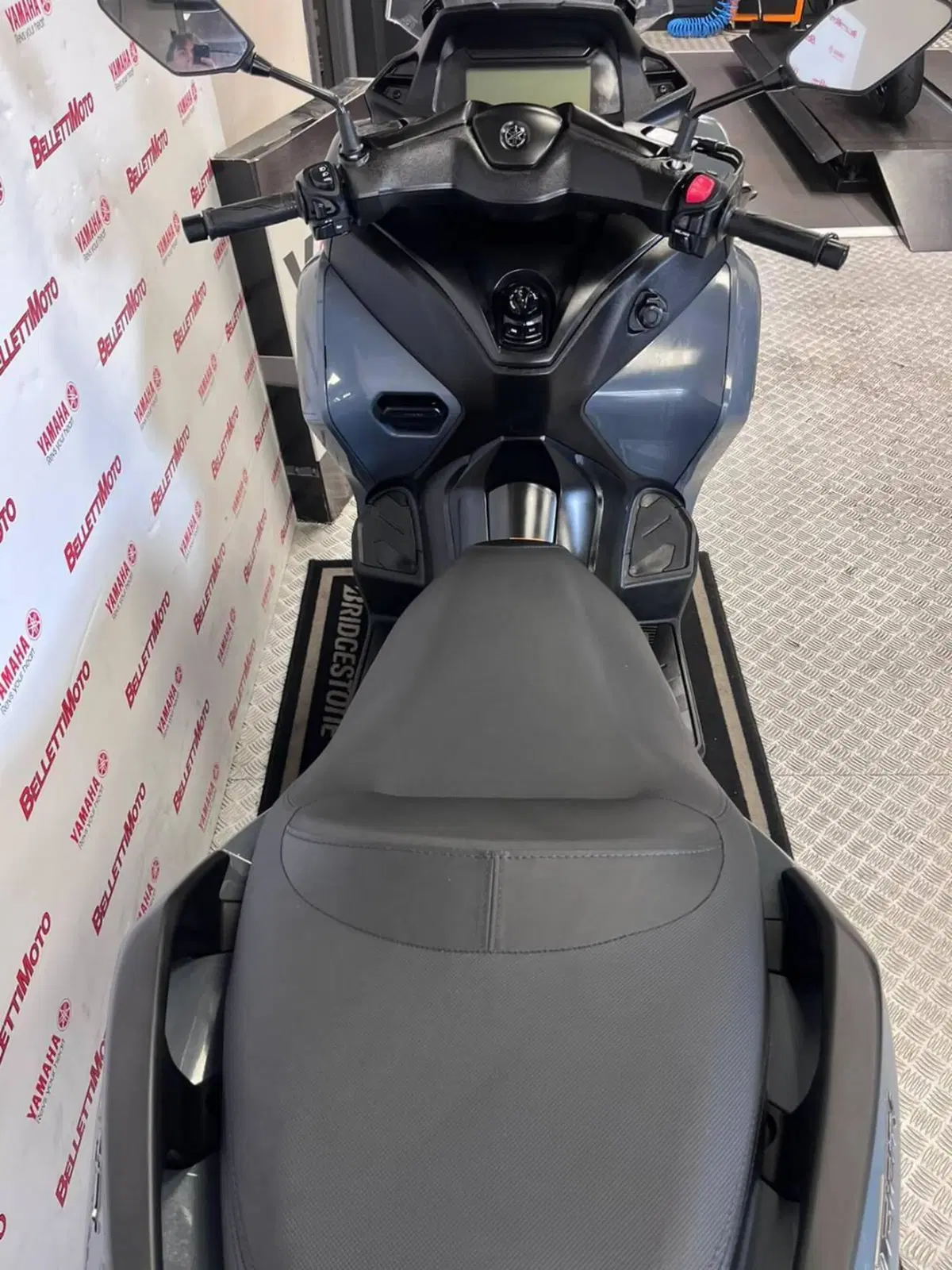 Yamaha Tricity 300 (2021 - 24) (4)