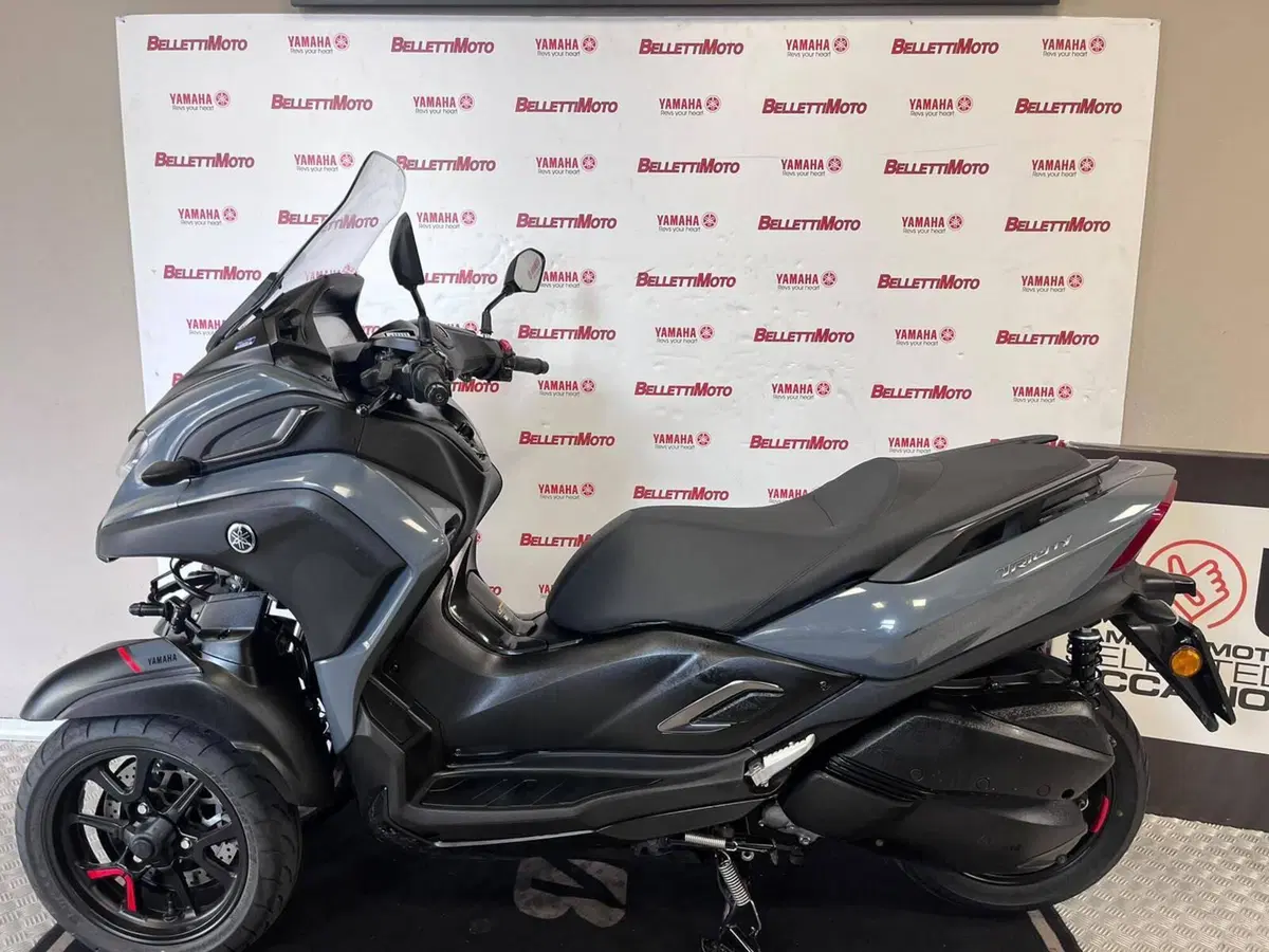 Yamaha Tricity 300 (2021 - 24)