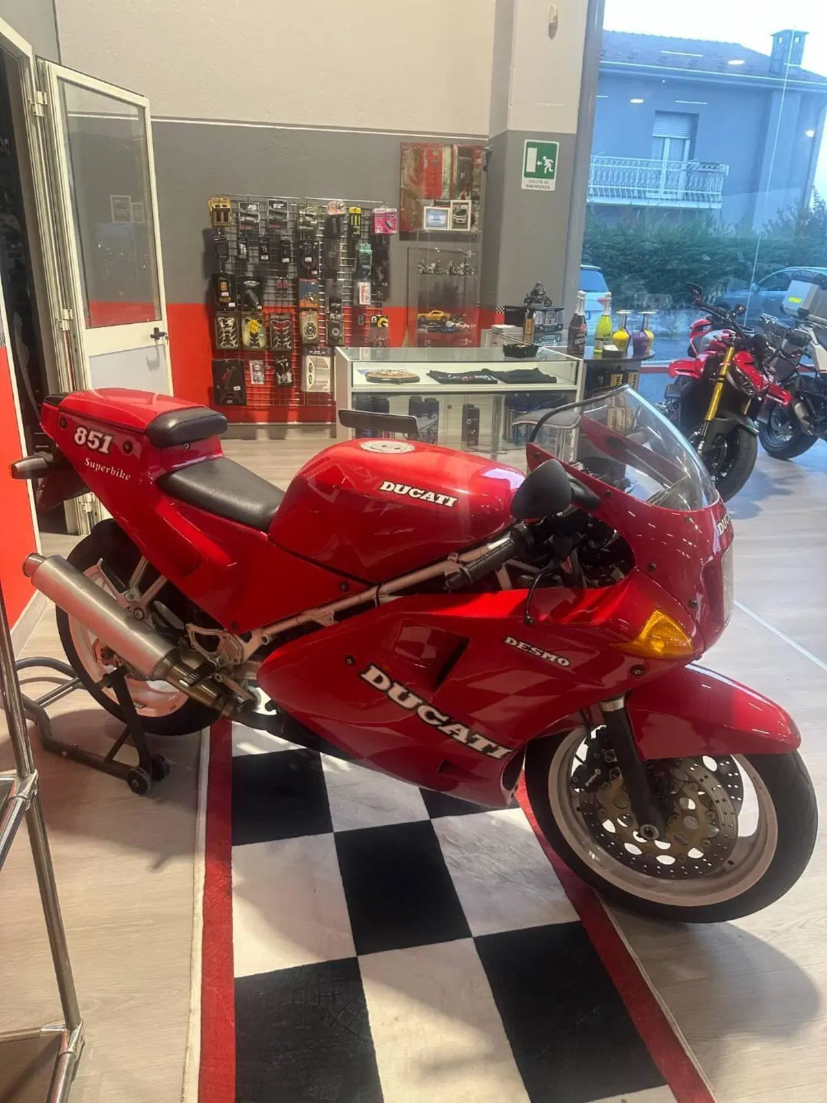 Ducati 851 Superbike Strada (1990) (3)