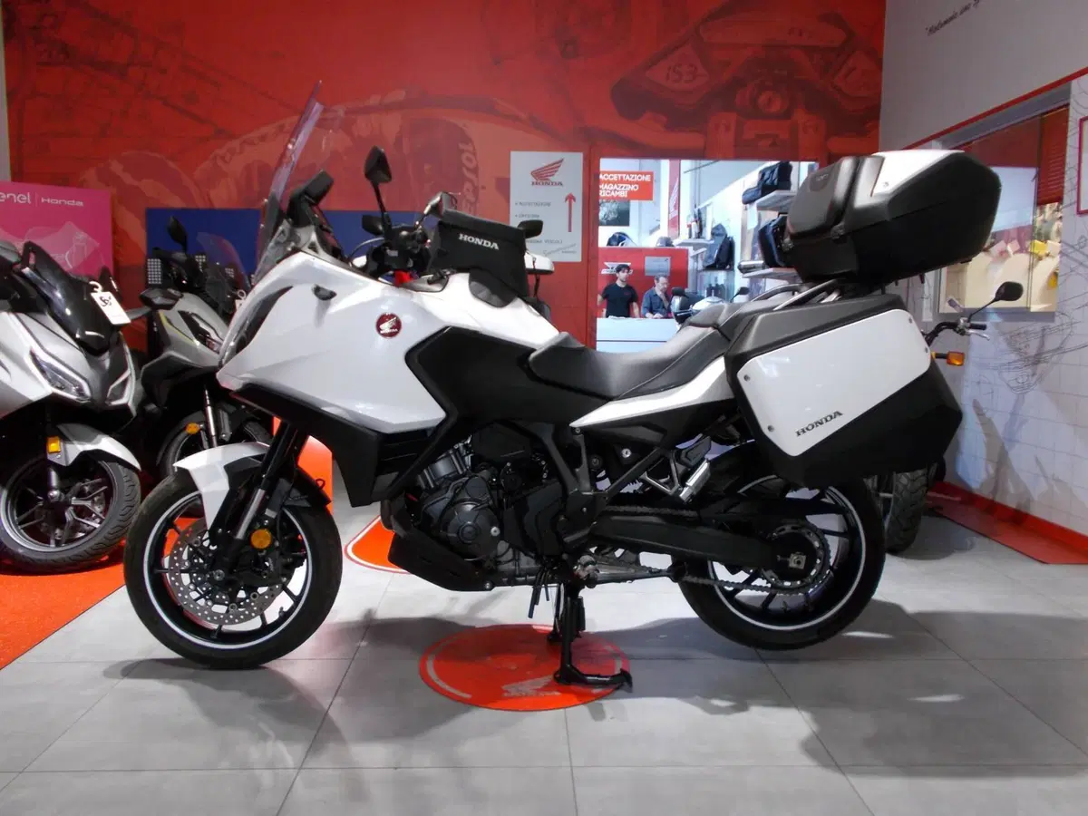 Honda NT 1100 Travel DCT (2022 - 24) (5)