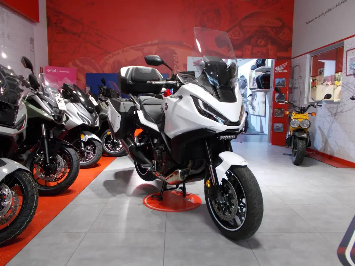 Honda NT 1100 Travel DCT (2022 - 24) (8)