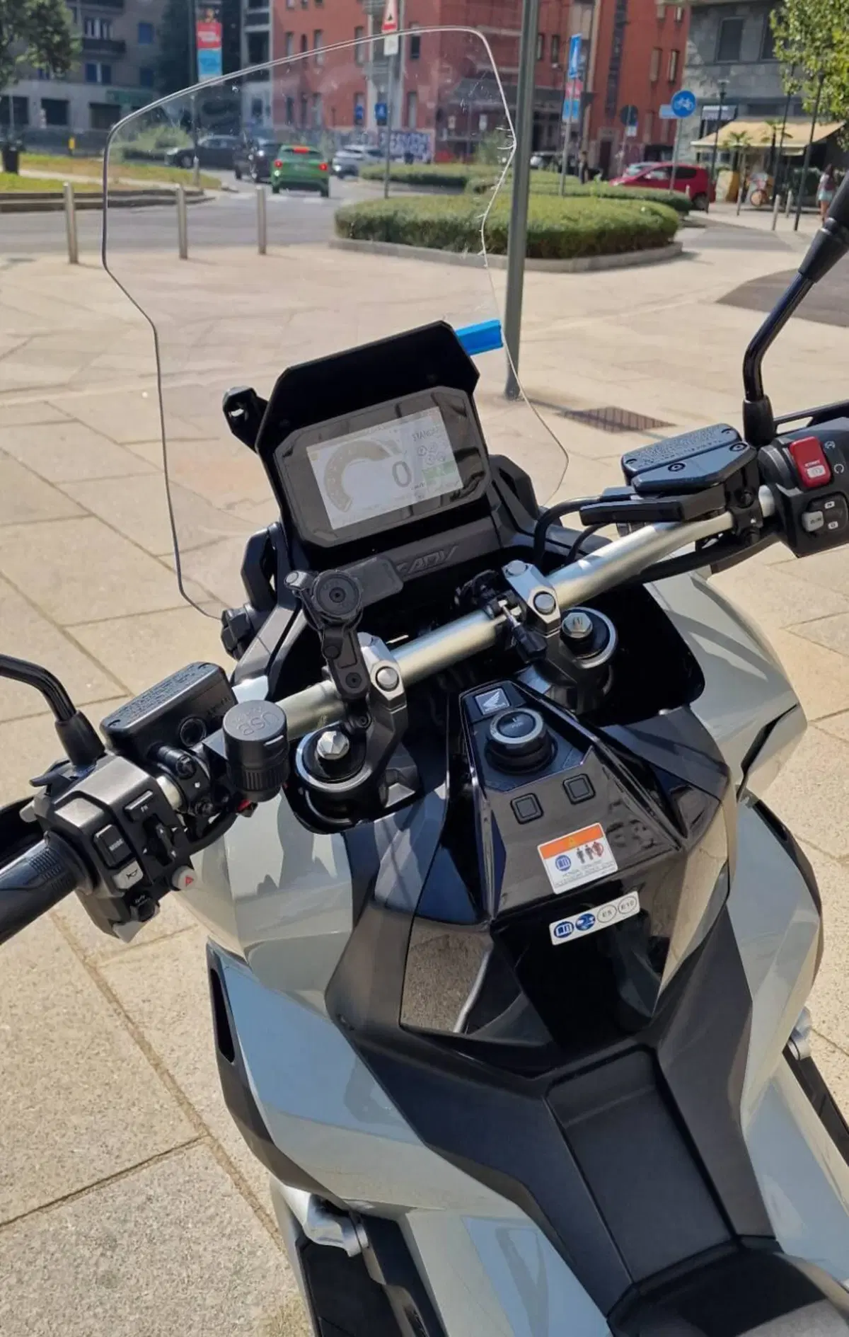 Honda X-ADV 750 DCT (2021 - 24) (3)