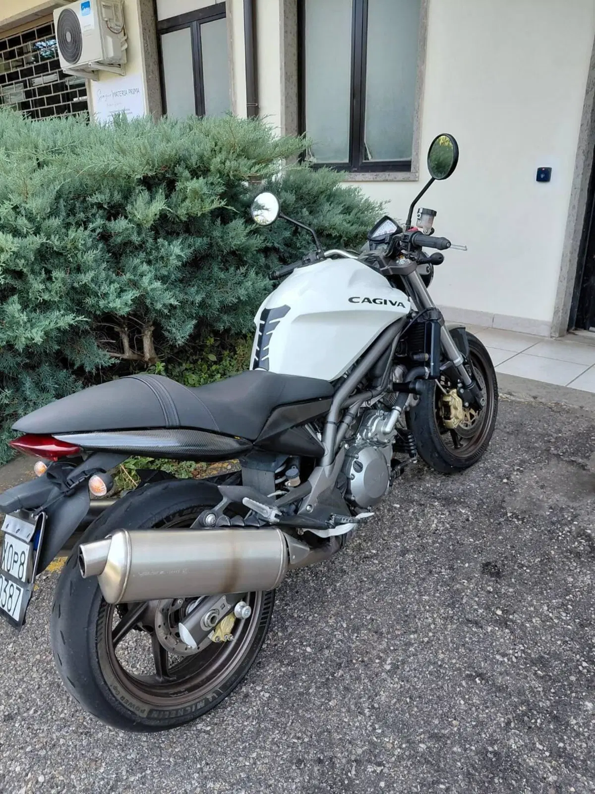 Cagiva Raptor 1000 (2000 - 05) (3)