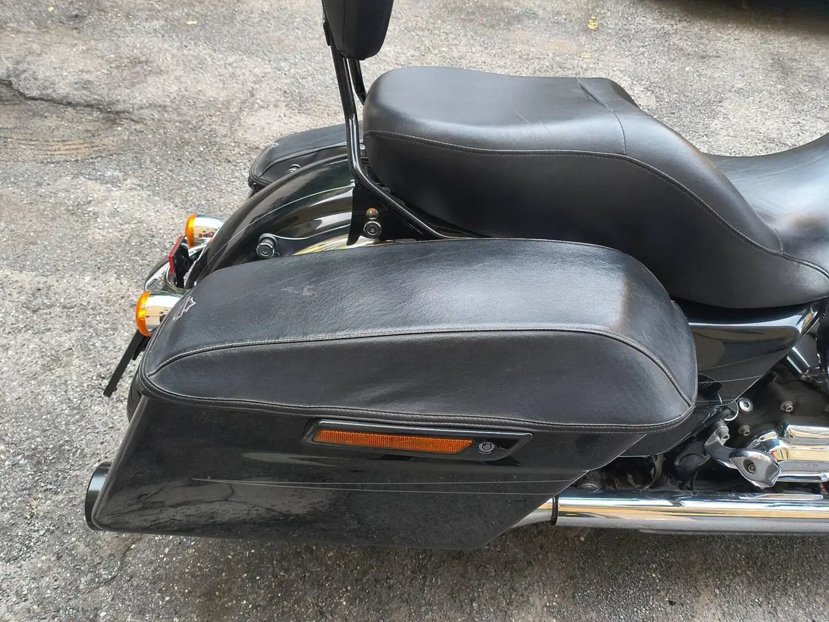 Harley-Davidson 1690 Street Glide Special (2014 - 16) - FLHX (16)