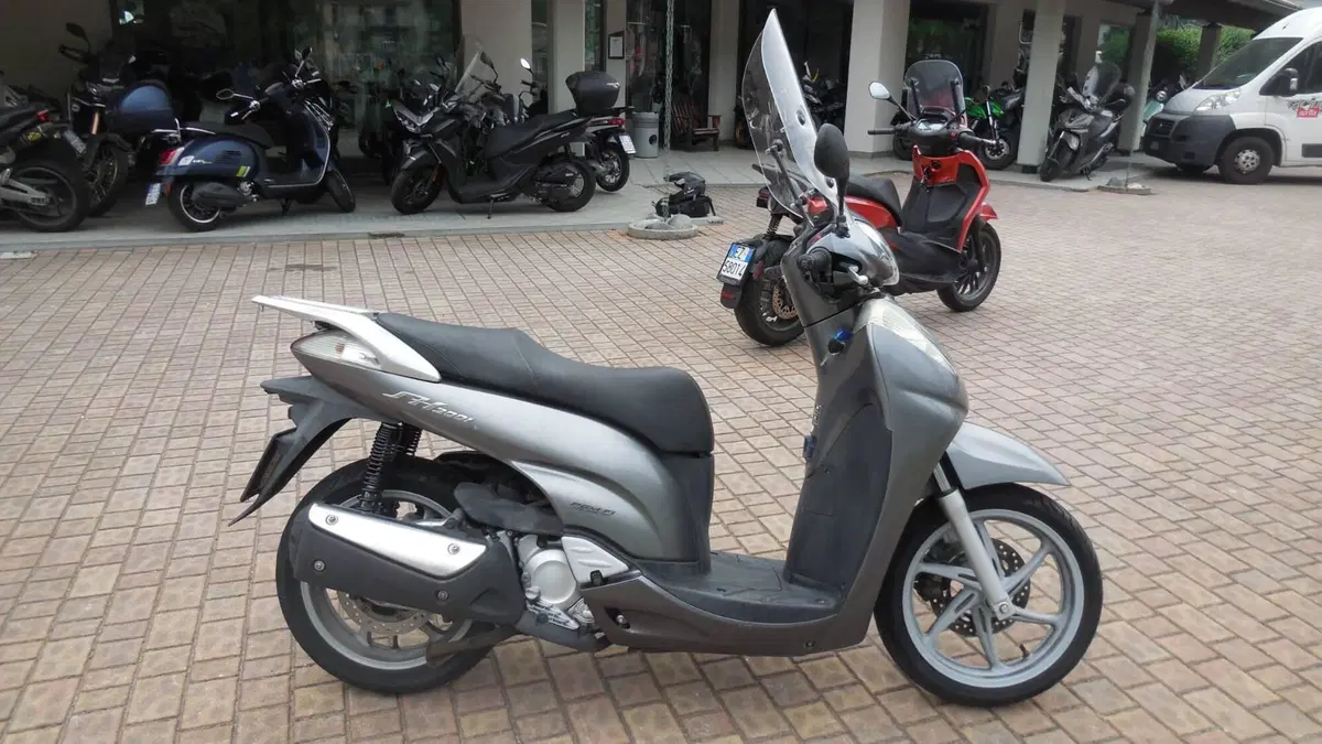 Honda SH 300 i (2006 - 10) (2)