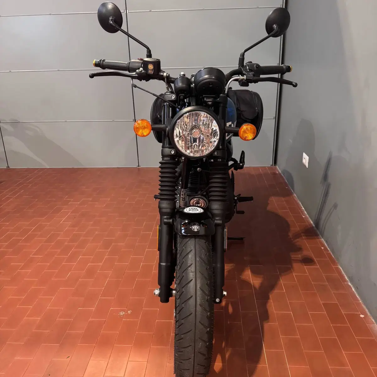 Royal Enfield HNTR 350 (2022 - 26) (6)