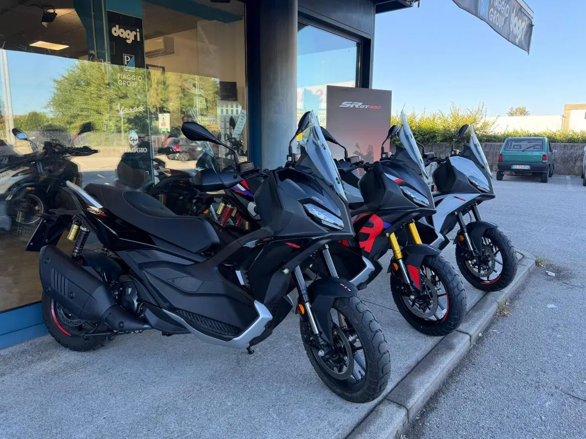 Aprilia SR GT 400 (2026) (11)