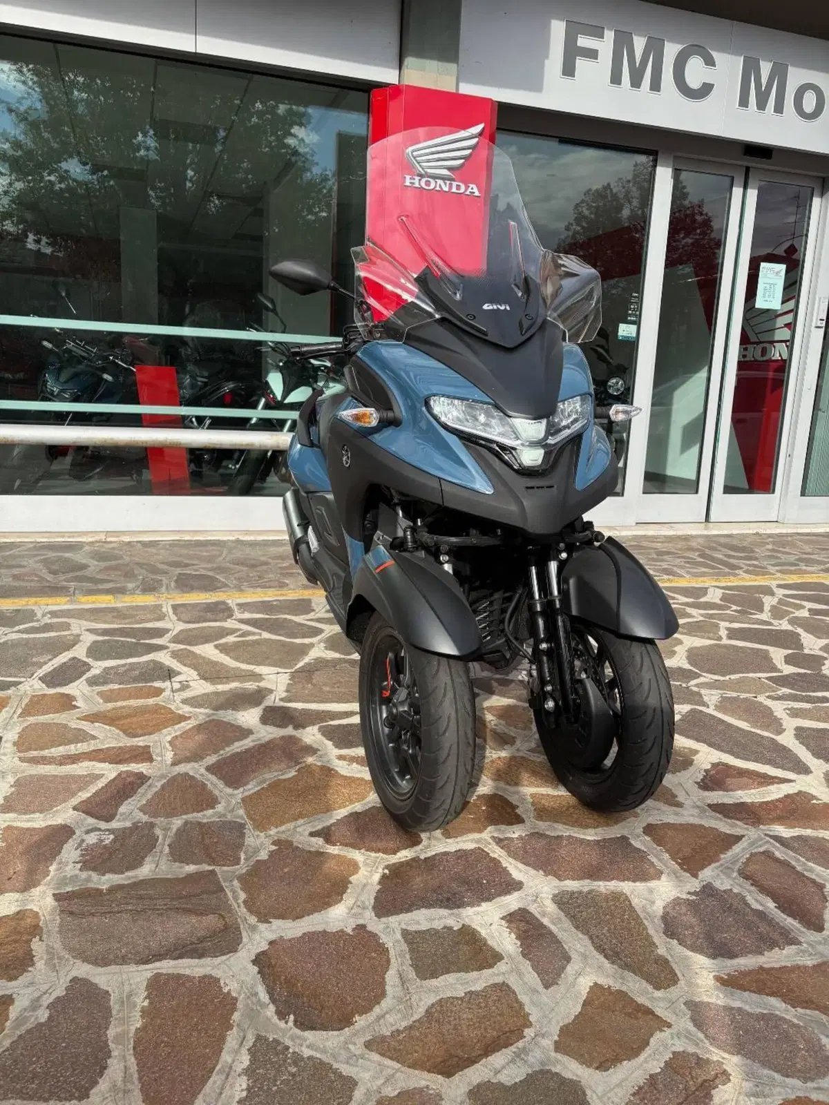 Yamaha Tricity 300 (2021 - 24) (4)