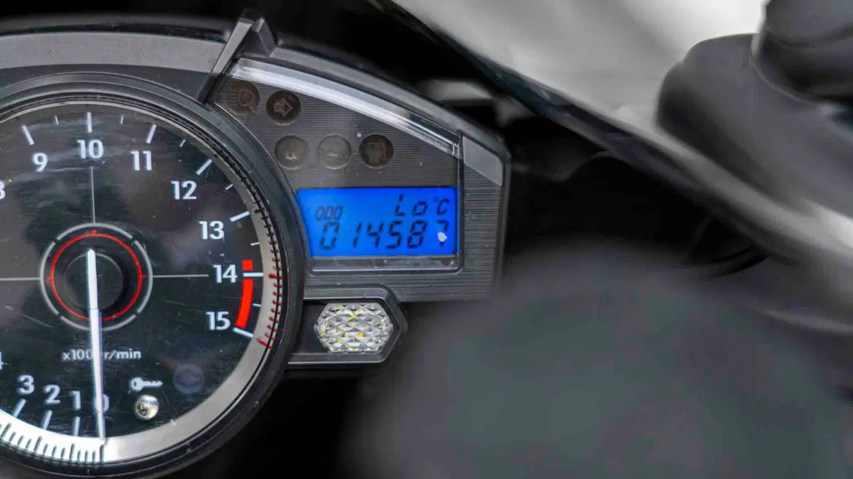 Yamaha YZF R1 (2007 - 08) (20)