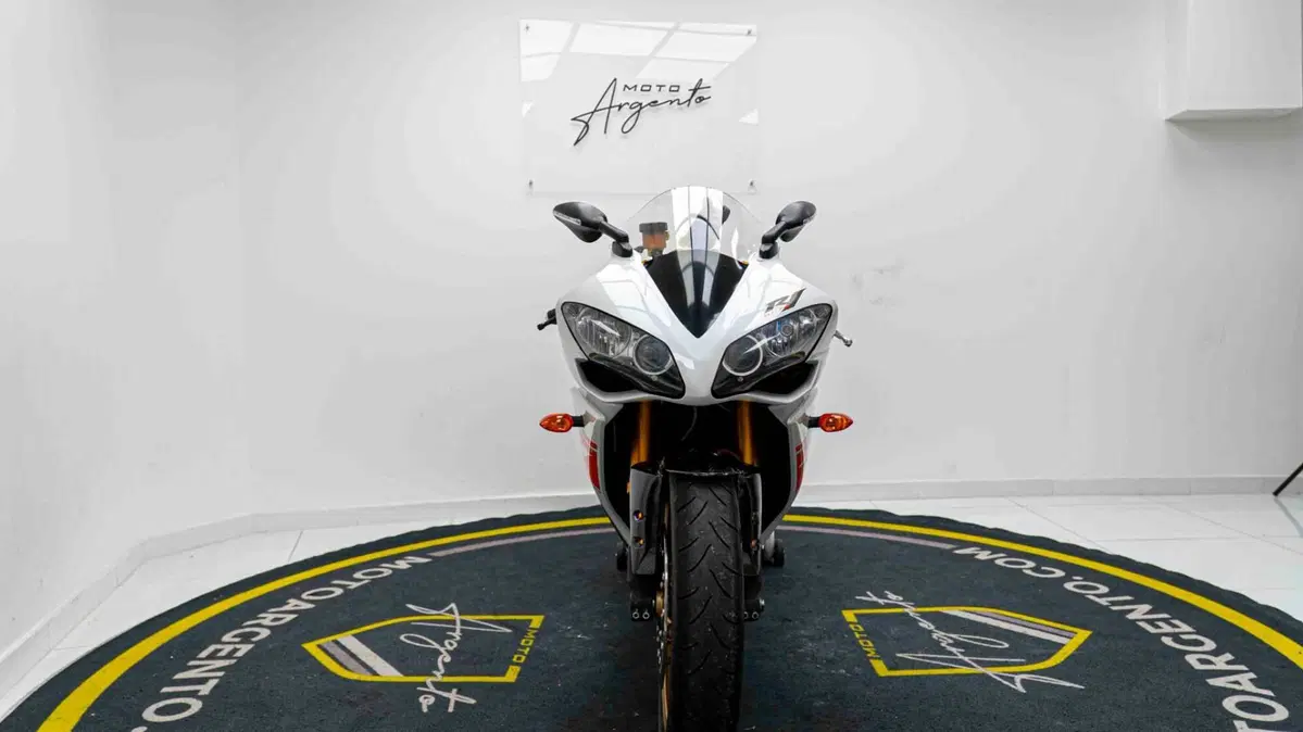 Yamaha YZF R1 (2007 - 08) (16)