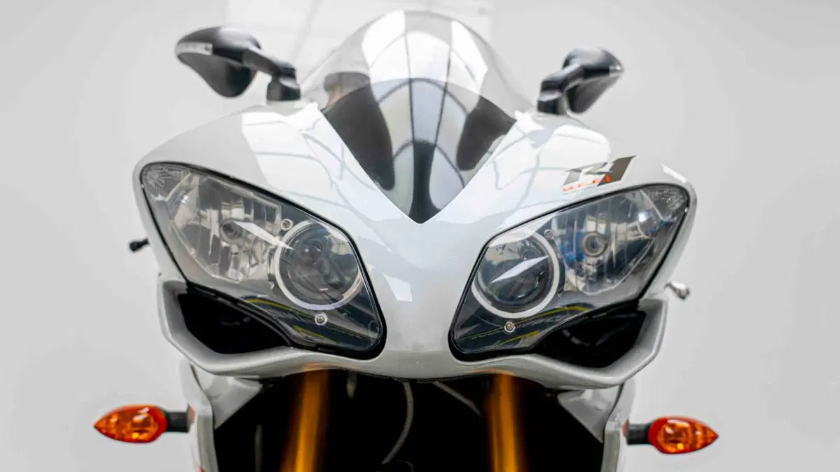 Yamaha YZF R1 (2007 - 08) (17)