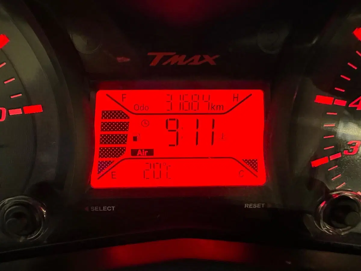 Yamaha T-Max 530 ABS (2015 - 17) (3)