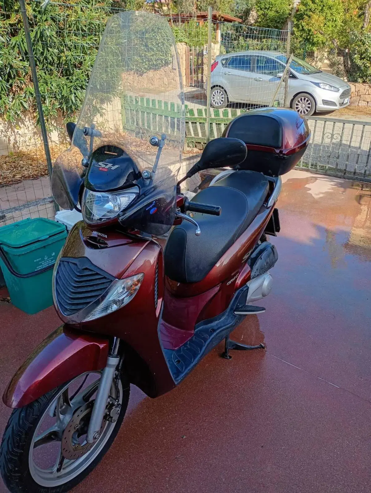 Honda SH 150i (2005 - 08) (2)