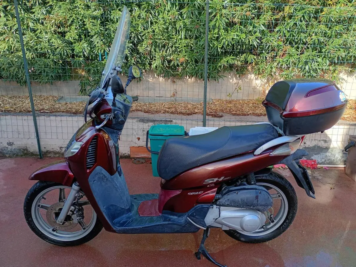 Honda SH 150i (2005 - 08) (3)
