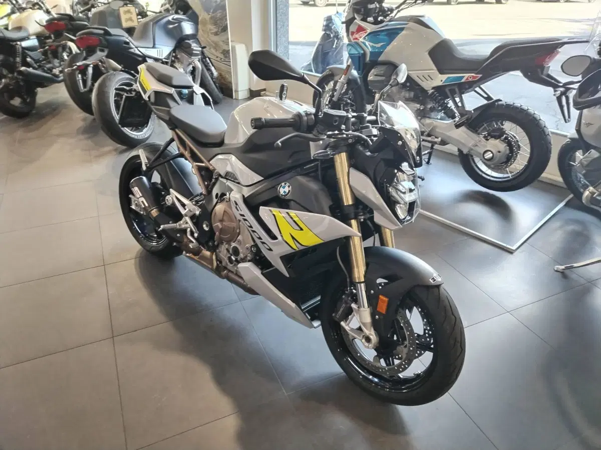 Bmw S 1000 R (2021 - 24) (2)
