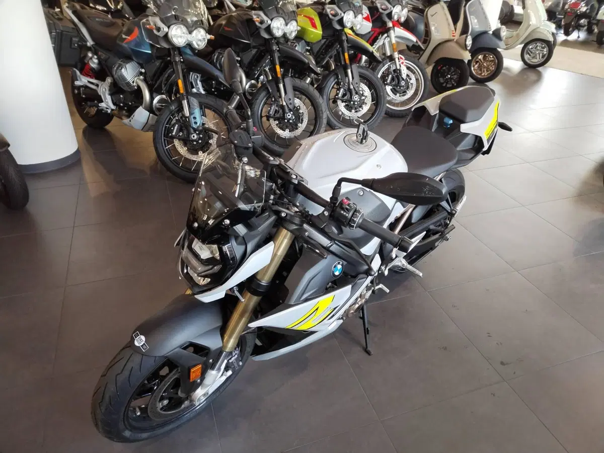 Bmw S 1000 R (2021 - 24) (3)