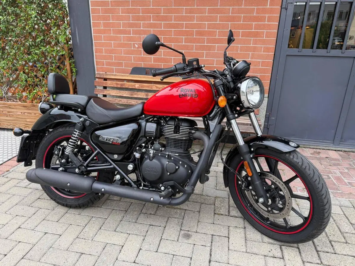 Royal Enfield Meteor 350 (2021 - 26) (8)