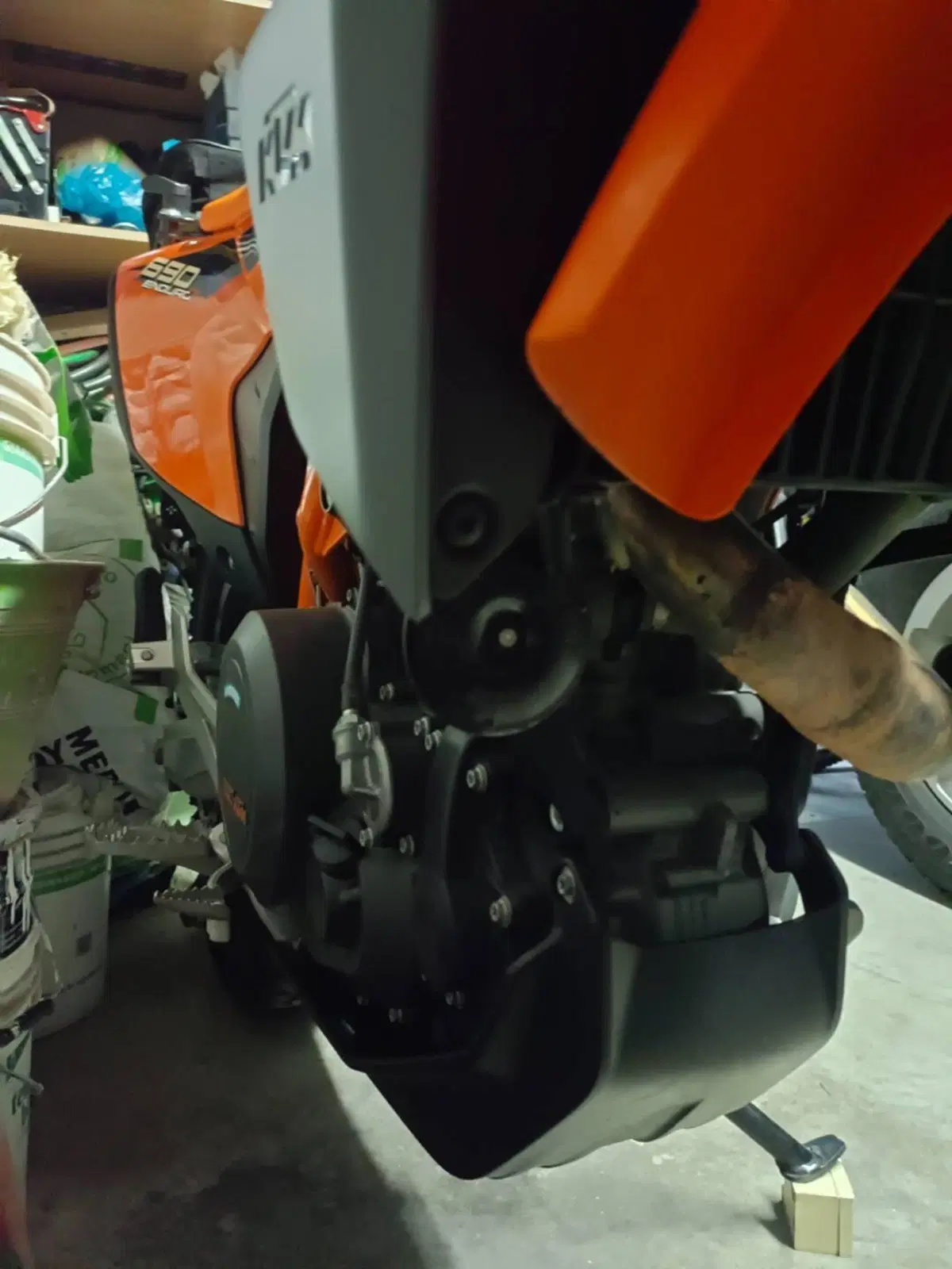 KTM 690 Enduro R (2022 - 25) (3)
