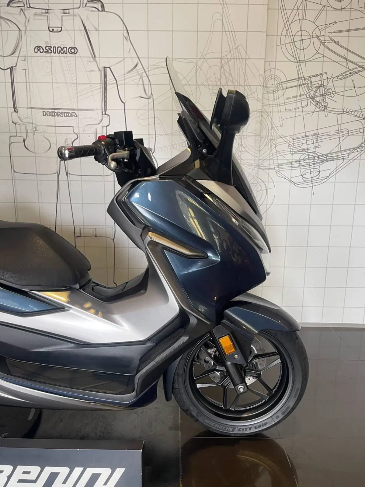 Honda Forza 300 ABS (2018 - 20) (2)