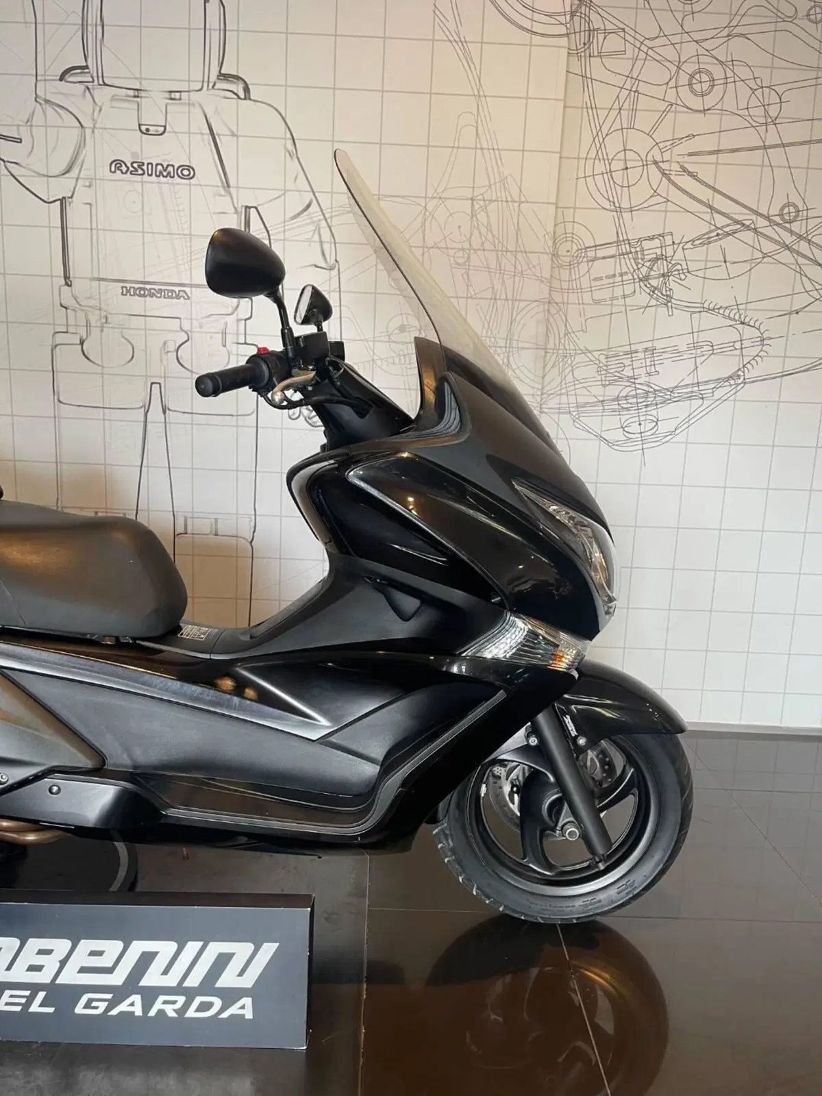Honda SW-T 400 ABS (2008 - 16) (2)