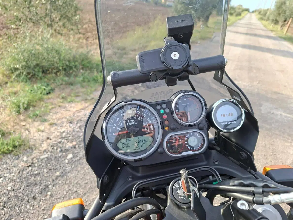Royal Enfield Himalayan 411 (2021 - 24) (11)