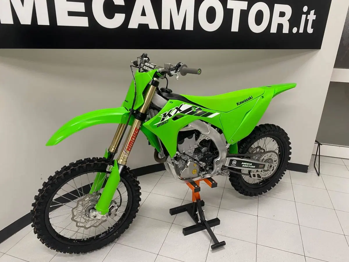 Kawasaki KX250 (2025) (5)