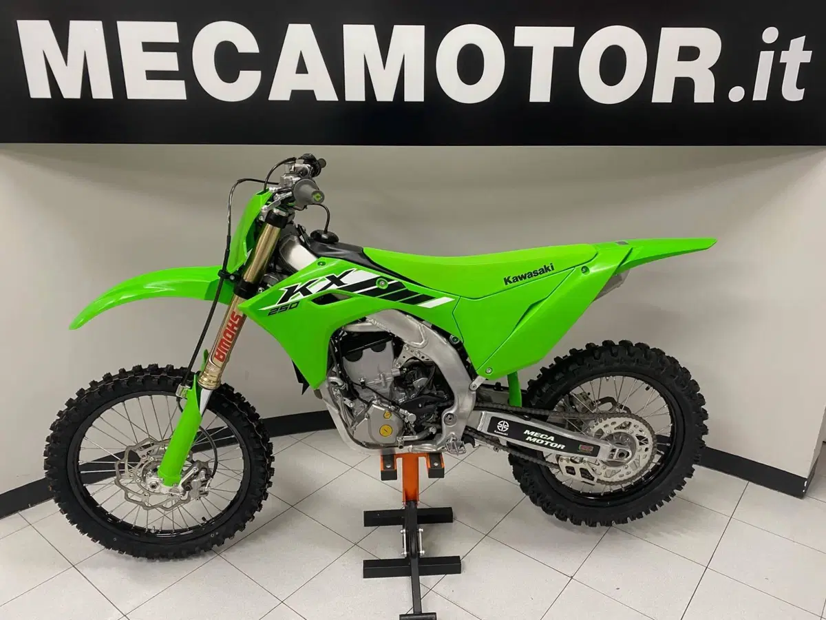 Kawasaki KX250 (2025) (6)