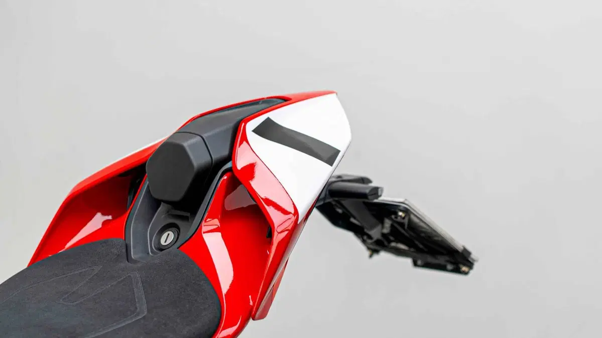 Ducati Panigale V4 S (2025 - 26) (19)