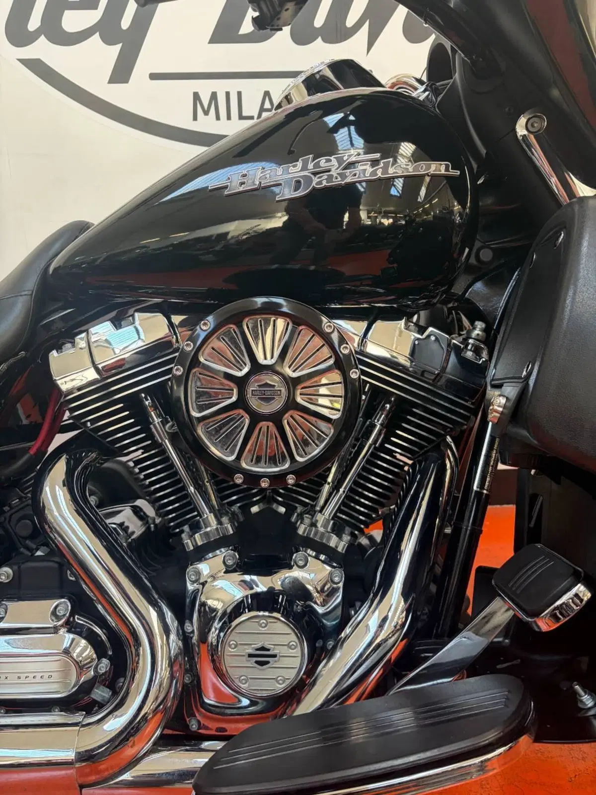 Harley-Davidson 1690 Street Glide (2011 - 13) - FLHX (4)