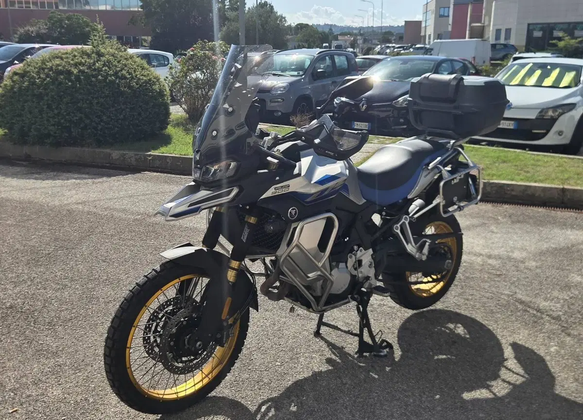 Voge Valico 900DSX (2024 - 26) (3)