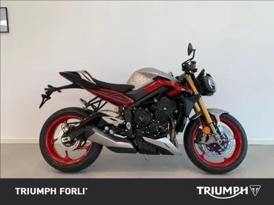 Triumph Street Triple 765 RX (2026) nuova