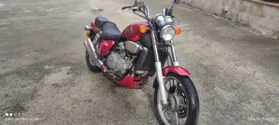 Honda VF 750 C (1985 - 01) usata