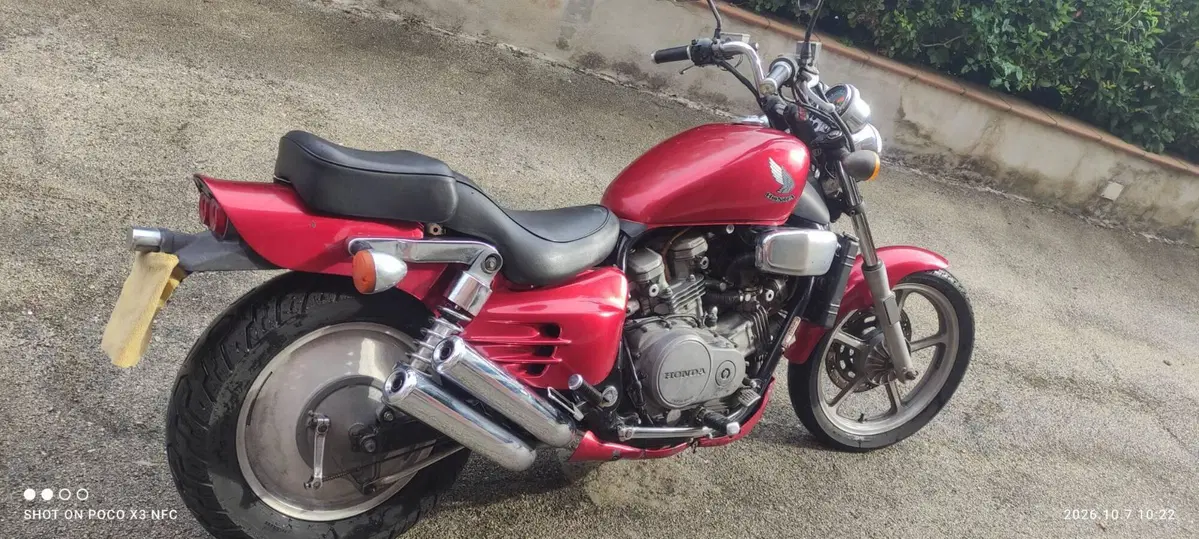 Honda VF 750 C (1985 - 01) (2)
