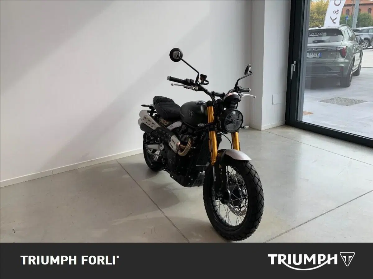 Triumph Scrambler 900 (2026) (2)