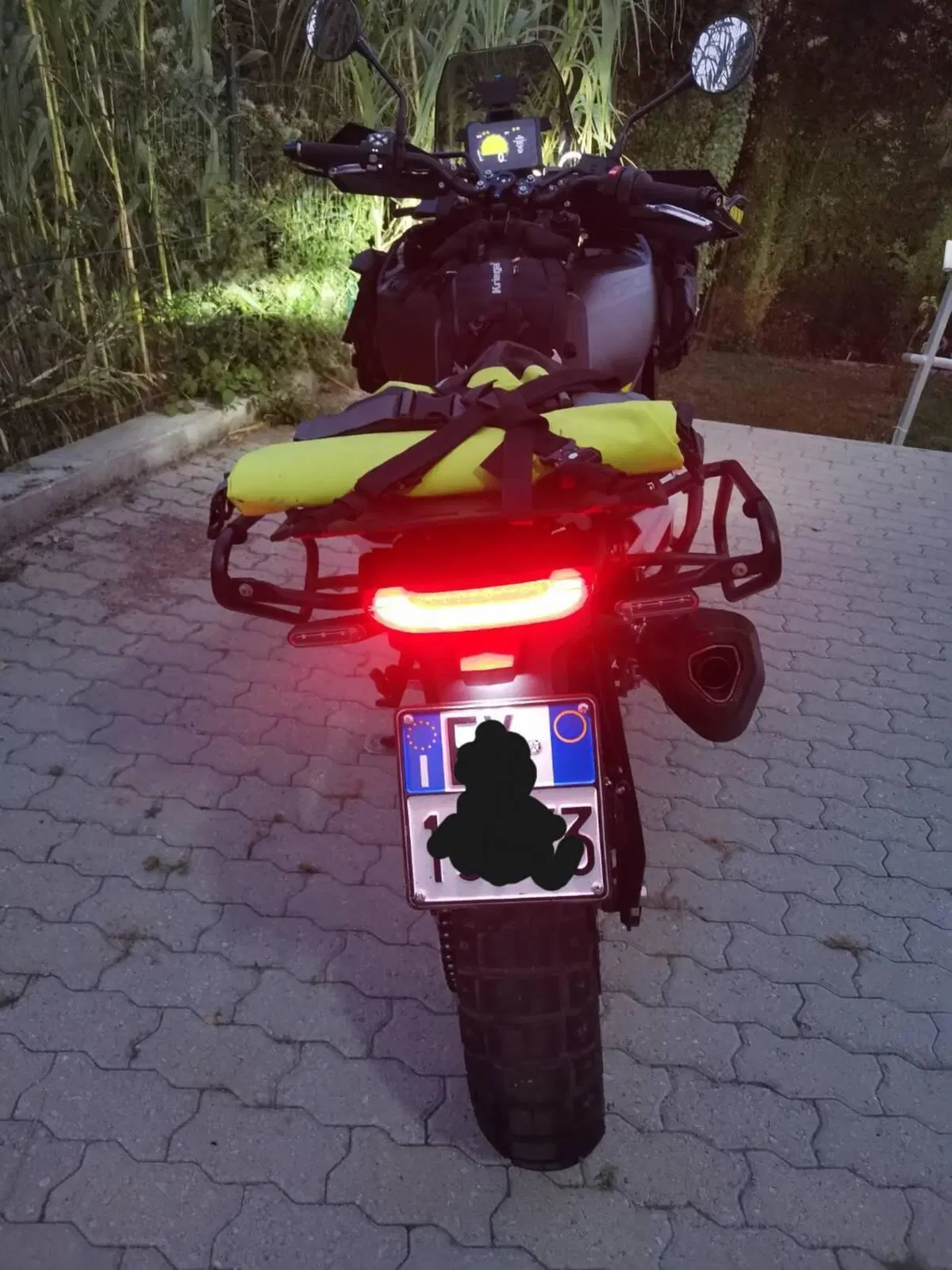 Husqvarna Norden 901 (2022 - 26) (9)