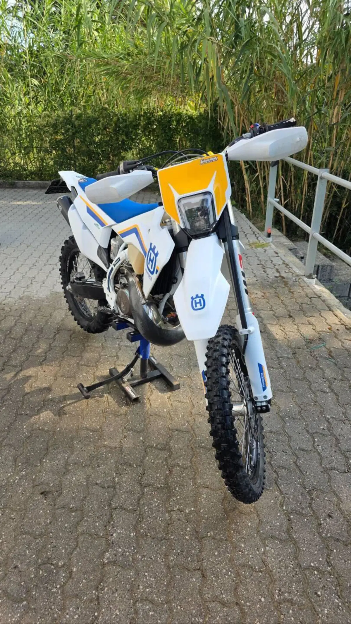 Husqvarna TE 300i (2023)