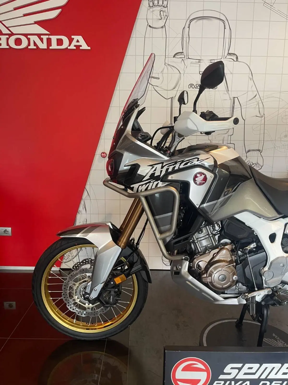 Honda Africa Twin CRF 1000L Adventure Sports (2018 - 19) (6)