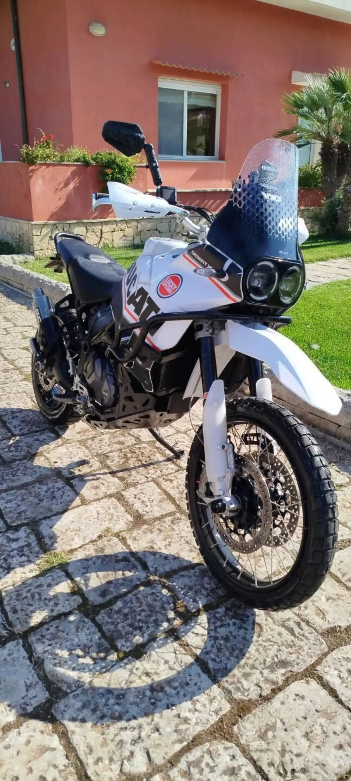 Ducati DesertX (2022 - 25) (3)