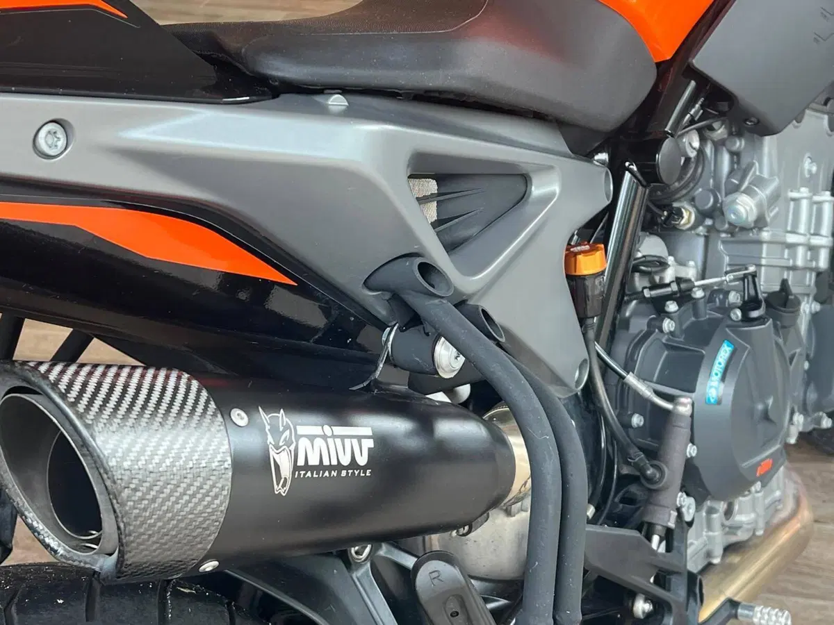 KTM 790 Duke L (2023 - 24) (3)