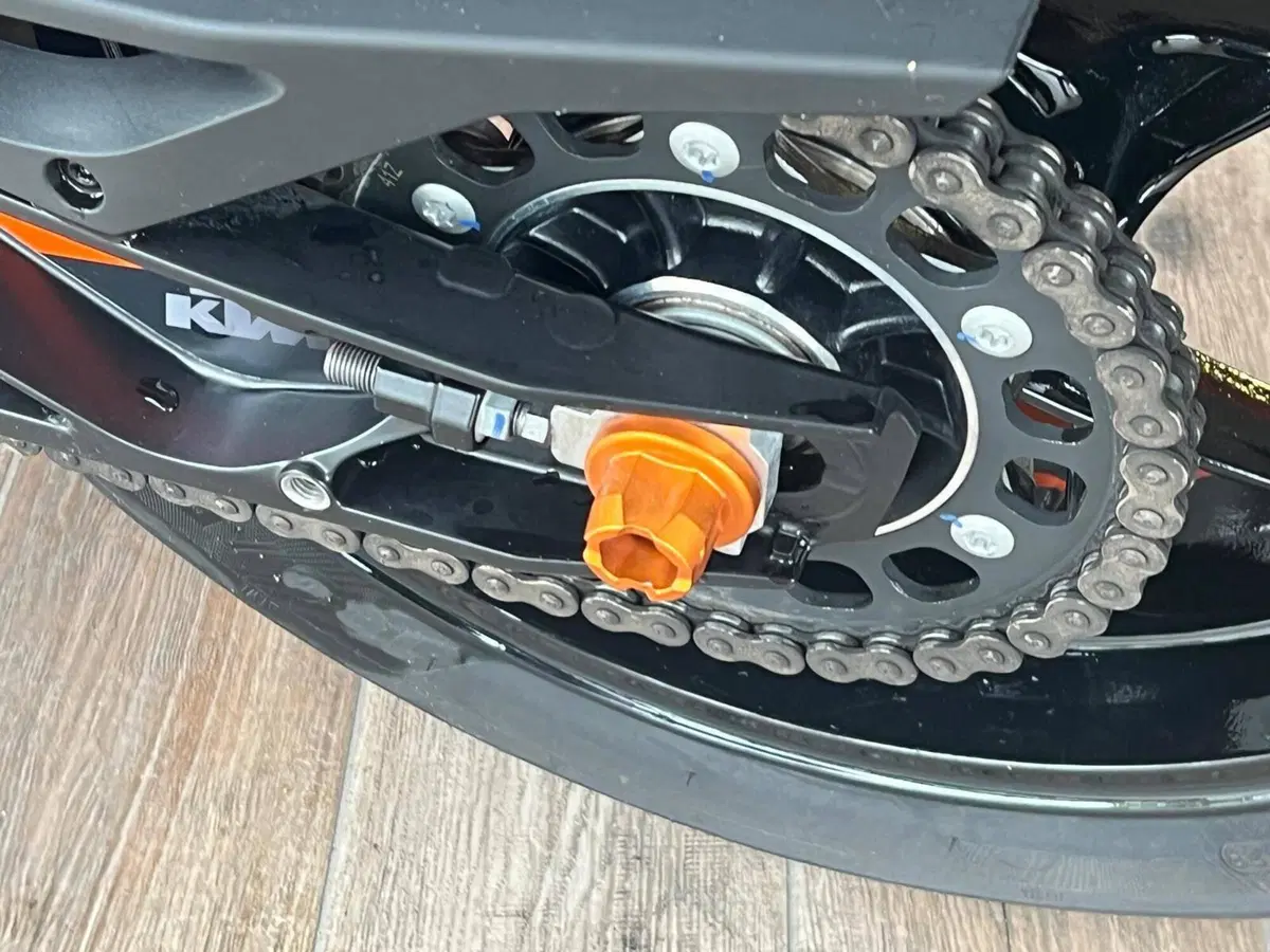 KTM 790 Duke L (2023 - 24) (16)