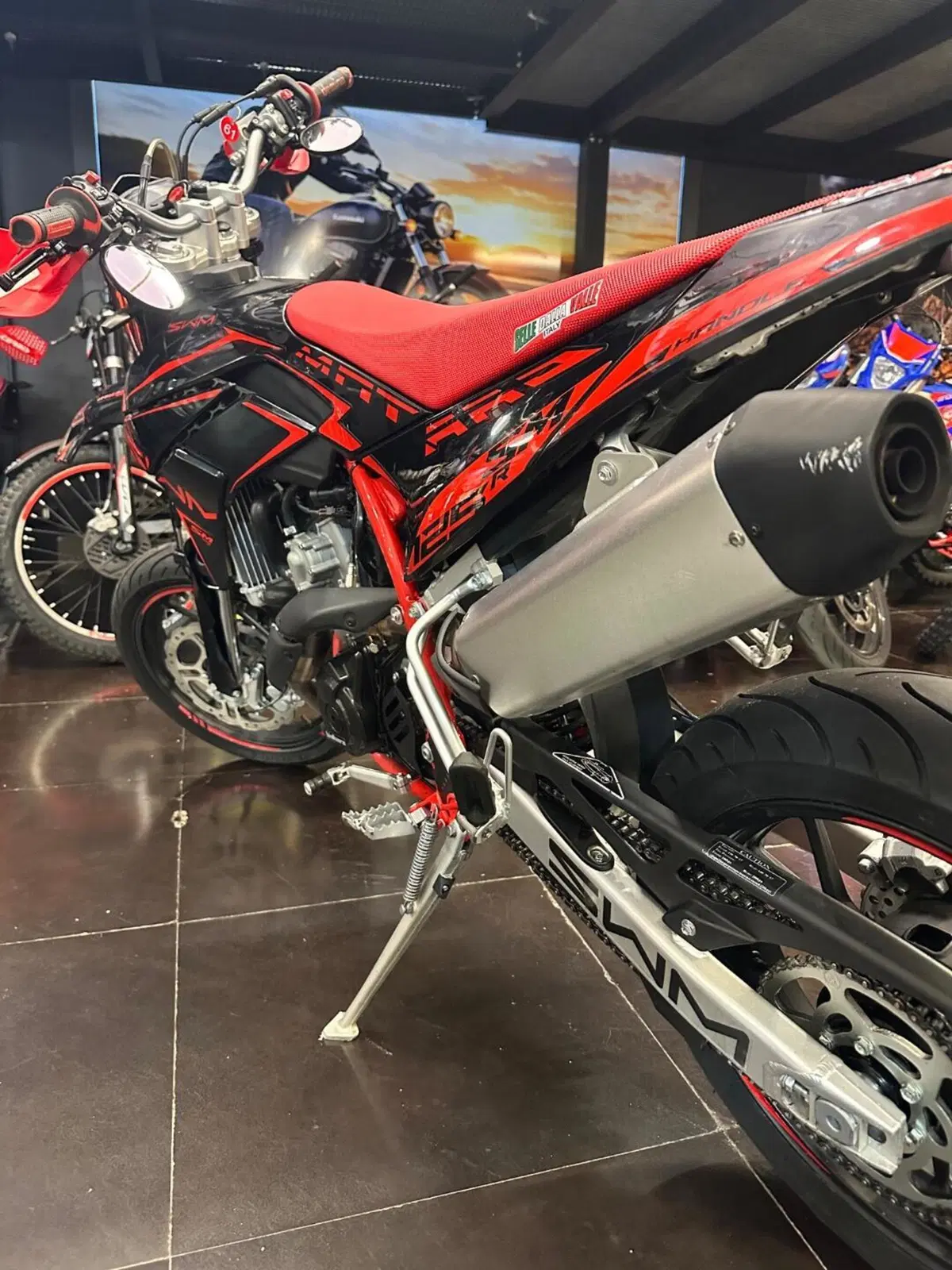 Swm SM 125 R (2025 - 26) (2)