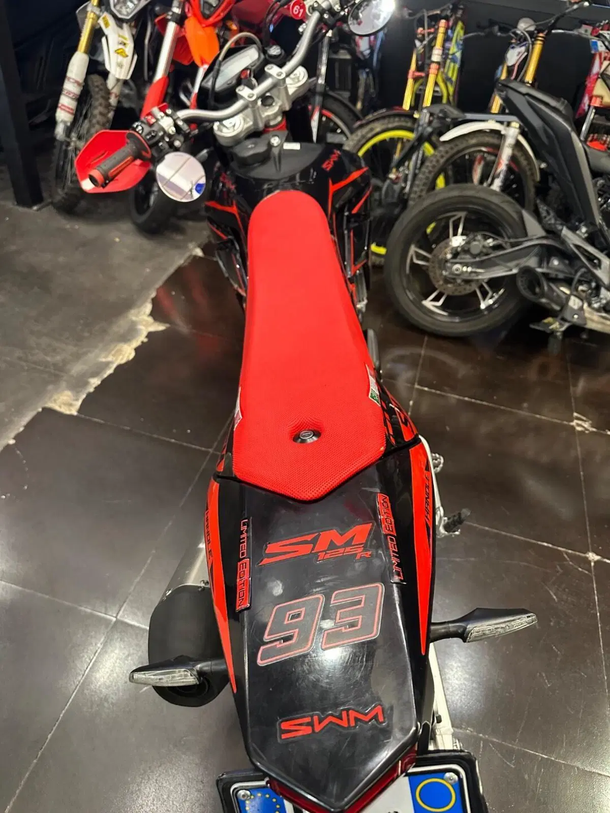 Swm SM 125 R (2025 - 26) (3)