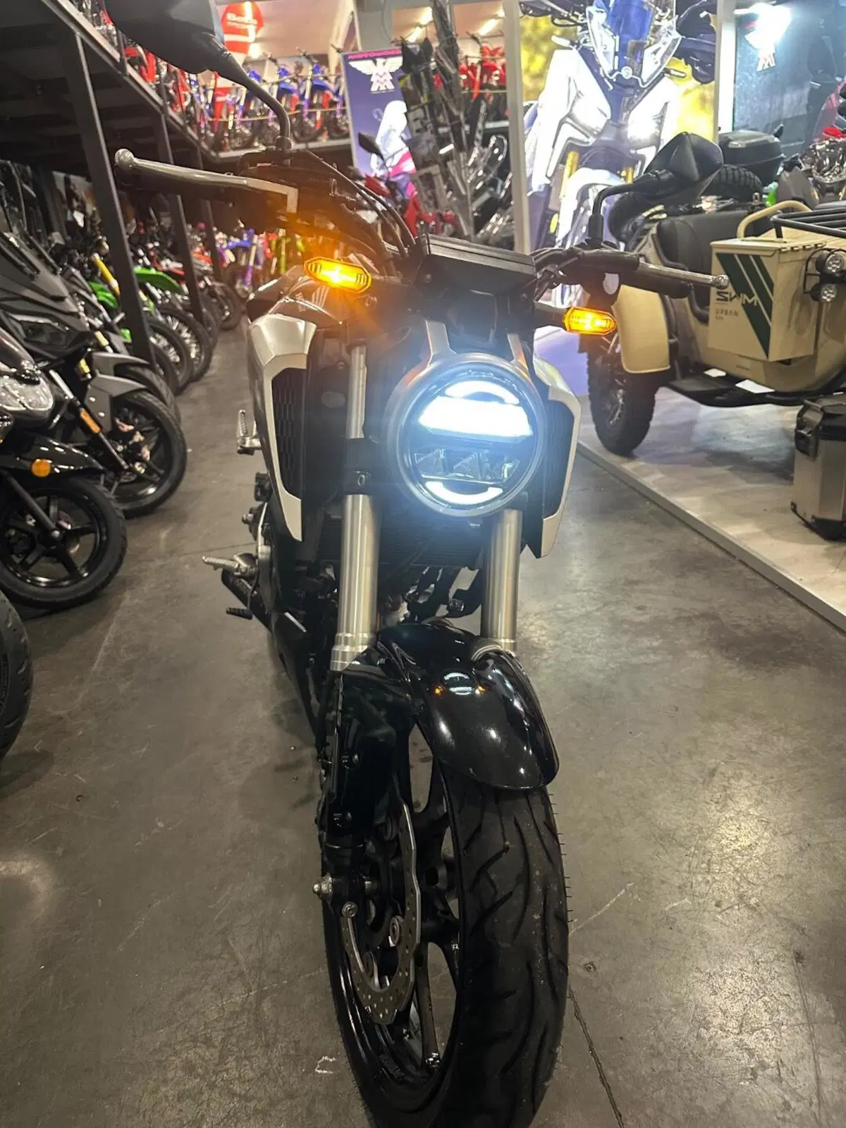 Honda CB 125 R (2018 - 20) (10)